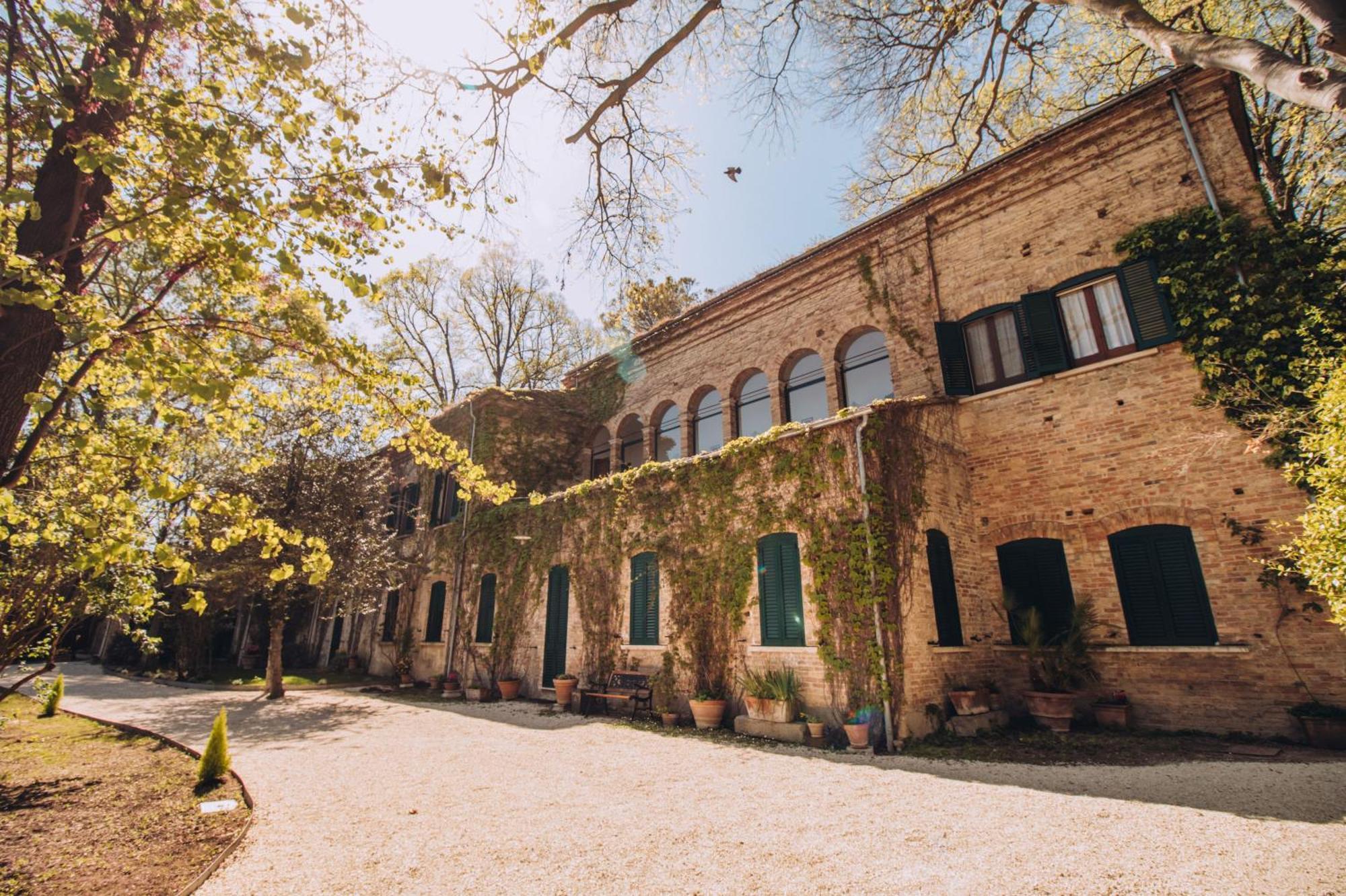 The Baron'S Estate Hotel Torre de' Passeri Luaran gambar